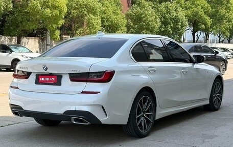 BMW 3 серия, 2022 год, 2 900 000 рублей, 11 фотография