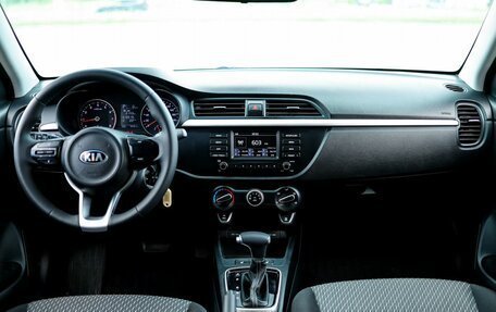 KIA Rio IV, 2019 год, 1 579 000 рублей, 8 фотография