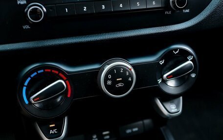 KIA Rio IV, 2019 год, 1 579 000 рублей, 21 фотография