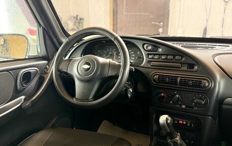 Chevrolet Niva I рестайлинг, 2010 год, 335 000 рублей, 9 фотография