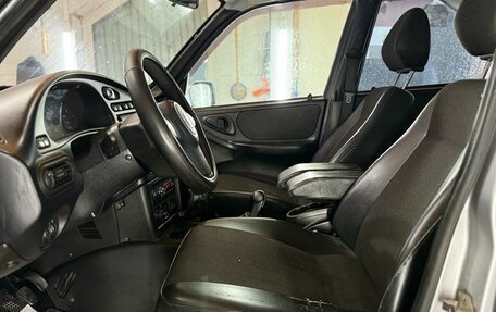 Chevrolet Niva I рестайлинг, 2010 год, 335 000 рублей, 14 фотография