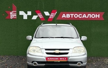 Chevrolet Niva I рестайлинг, 2010 год, 335 000 рублей, 2 фотография