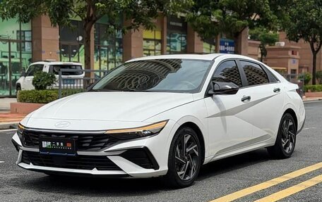 Hyundai Elantra, 2023 год, 1 226 000 рублей, 2 фотография