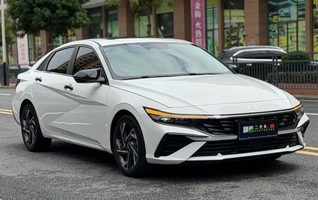 Hyundai Elantra, 2023 год, 1 226 000 рублей, 8 фотография