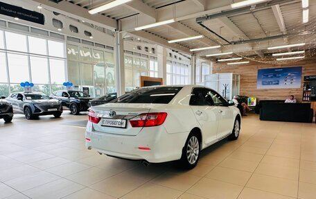 Toyota Camry, 2012 год, 1 799 000 рублей, 6 фотография