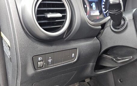 Hyundai Kona I, 2019 год, 1 321 077 рублей, 24 фотография