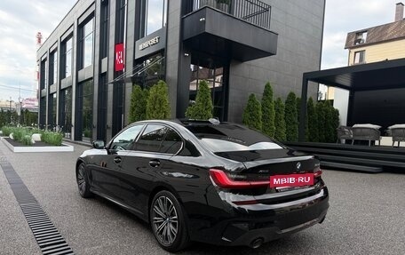 BMW 3 серия, 2021 год, 3 800 000 рублей, 8 фотография