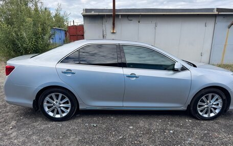 Toyota Camry, 2013 год, 1 820 000 рублей, 6 фотография