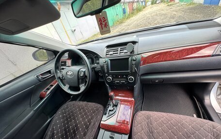 Toyota Camry, 2013 год, 1 820 000 рублей, 8 фотография