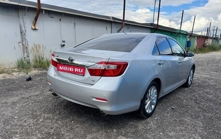 Toyota Camry, 2013 год, 1 820 000 рублей, 5 фотография