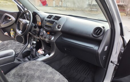Toyota RAV4, 2011 год, 1 650 000 рублей, 5 фотография