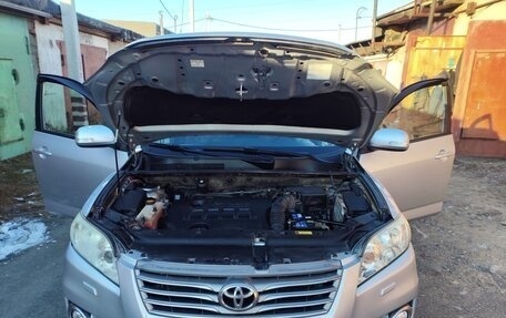 Toyota RAV4, 2011 год, 1 650 000 рублей, 8 фотография
