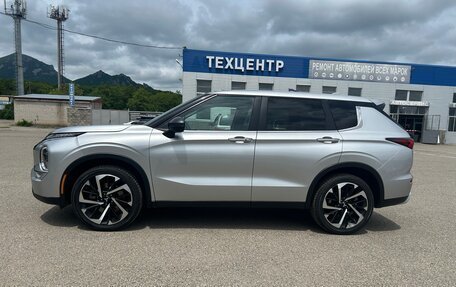 Mitsubishi Outlander, 2021 год, 2 900 000 рублей, 3 фотография