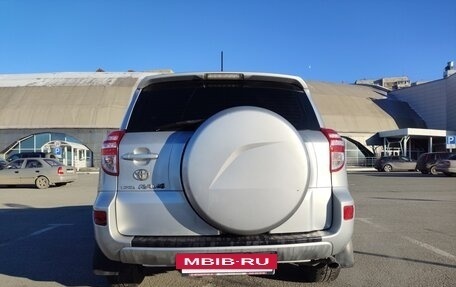 Toyota RAV4, 2011 год, 1 650 000 рублей, 25 фотография