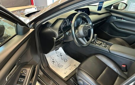 Mazda 3, 2021 год, 2 299 900 рублей, 10 фотография