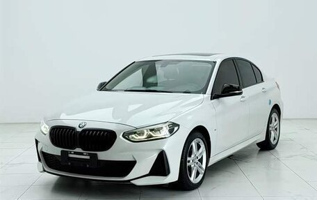 BMW 1 серия, 2021 год, 1 400 000 рублей, 2 фотография