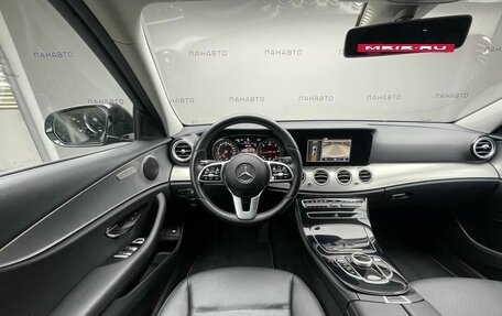Mercedes-Benz E-Класс, 2020 год, 2 997 000 рублей, 8 фотография