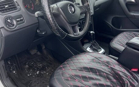 Volkswagen Polo VI (EU Market), 2018 год, 440 000 рублей, 3 фотография