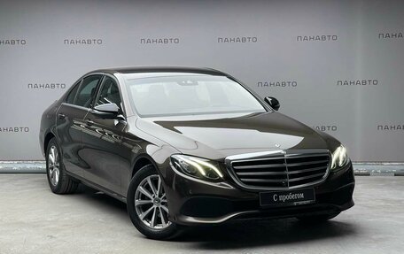 Mercedes-Benz E-Класс, 2016 год, 2 285 000 рублей, 3 фотография