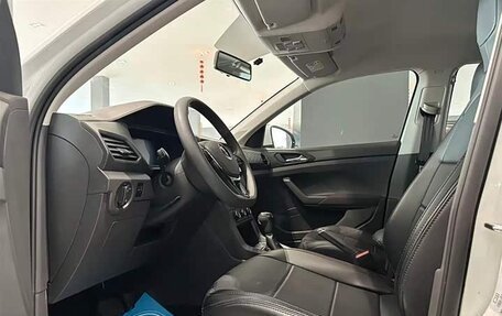 Volkswagen T-Cross I, 2023 год, 1 570 000 рублей, 9 фотография