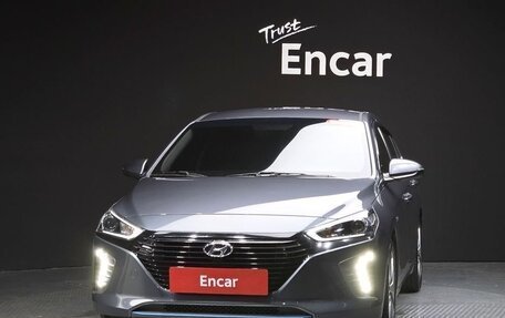 Hyundai IONIQ, 2017 год, 1 510 123 рублей, 2 фотография