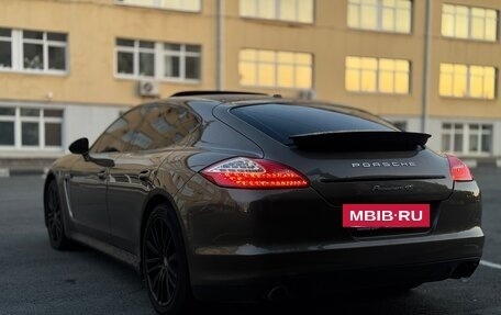 Porsche Panamera II рестайлинг, 2010 год, 2 050 000 рублей, 3 фотография
