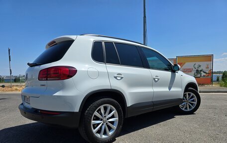 Volkswagen Tiguan I, 2015 год, 1 490 000 рублей, 3 фотография
