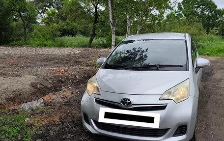 Toyota Ractis II, 2011 год, 650 000 рублей, 2 фотография