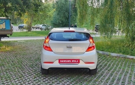 Hyundai Solaris II рестайлинг, 2015 год, 860 000 рублей, 4 фотография