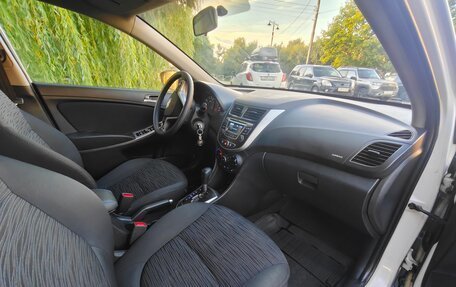 Hyundai Solaris II рестайлинг, 2015 год, 860 000 рублей, 8 фотография