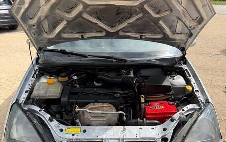 Ford Focus IV, 2001 год, 225 000 рублей, 2 фотография