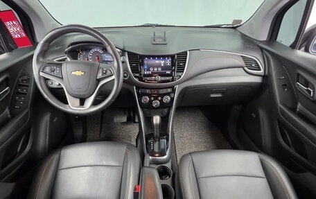 Chevrolet Trax, 2022 год, 1 140 000 рублей, 5 фотография