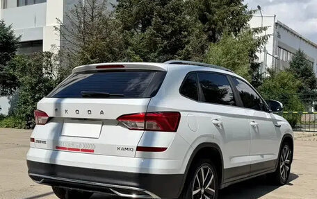 Skoda Kamiq I, 2023 год, 1 580 300 рублей, 8 фотография