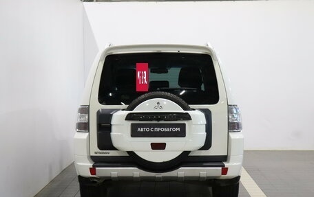 Mitsubishi Pajero IV, 2011 год, 1 437 000 рублей, 3 фотография