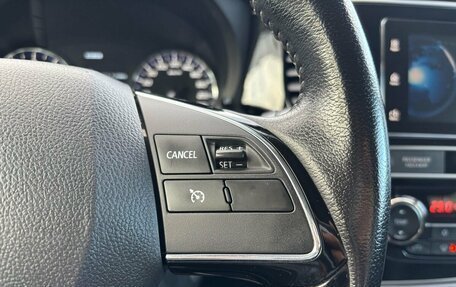 Mitsubishi Outlander III рестайлинг 3, 2019 год, 2 265 000 рублей, 11 фотография
