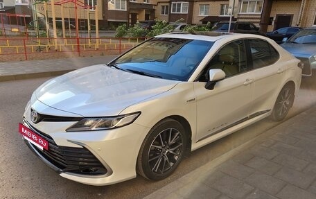 Toyota Camry, 2022 год, 4 000 000 рублей, 3 фотография