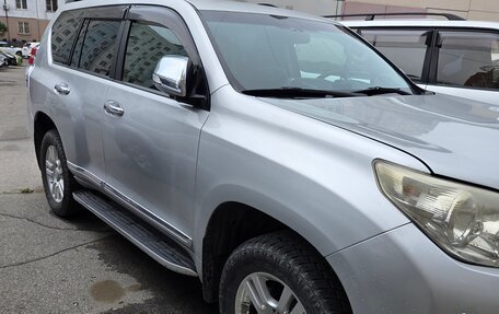 Toyota Land Cruiser Prado 150 рестайлинг 2, 2010 год, 2 550 000 рублей, 9 фотография