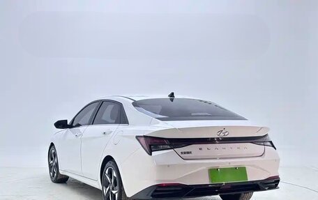Hyundai Elantra, 2022 год, 1 547 007 рублей, 6 фотография