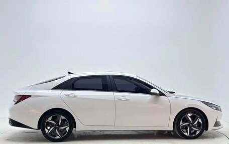 Hyundai Elantra, 2022 год, 1 547 007 рублей, 5 фотография