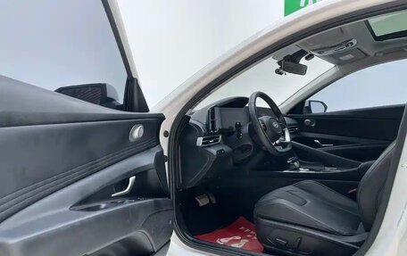 Hyundai Elantra, 2022 год, 1 547 007 рублей, 11 фотография