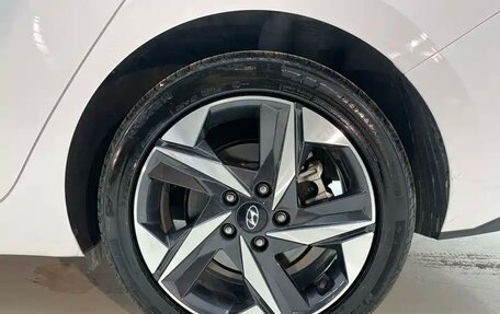 Hyundai Elantra, 2022 год, 1 547 007 рублей, 21 фотография
