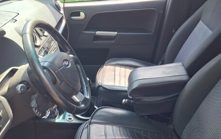 Ford Fusion I, 2006 год, 310 000 рублей, 5 фотография