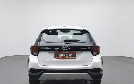 Toyota Yaris XP150 рестайлинг, 2021 год, 1 100 060 рублей, 4 фотография