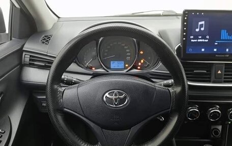 Toyota Yaris XP150 рестайлинг, 2021 год, 1 100 060 рублей, 9 фотография