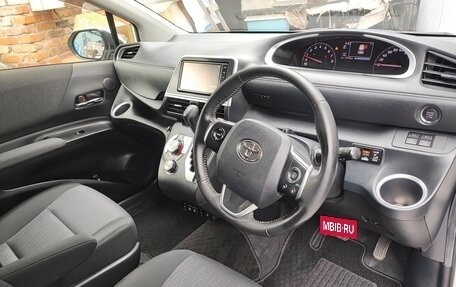 Toyota Sienta II, 2021 год, 1 585 000 рублей, 16 фотография