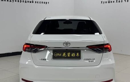 Toyota Corolla, 2022 год, 1 400 000 рублей, 5 фотография