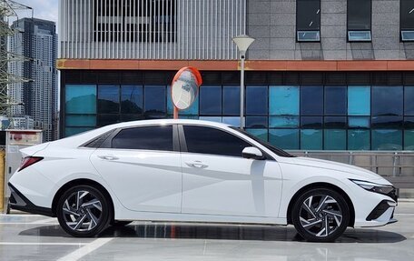 Hyundai Avante, 2023 год, 2 015 000 рублей, 2 фотография