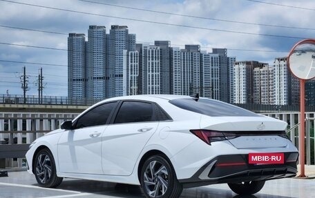 Hyundai Avante, 2023 год, 2 015 000 рублей, 5 фотография