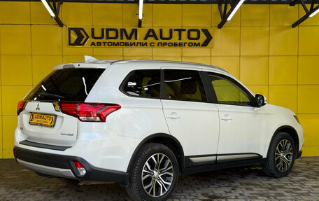 Mitsubishi Outlander III рестайлинг 3, 2017 год, 1 949 000 рублей, 6 фотография