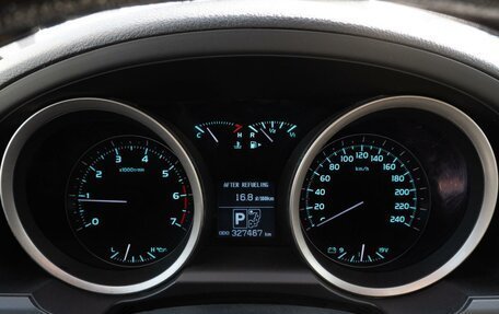 Toyota Land Cruiser 200, 2008 год, 2 870 000 рублей, 24 фотография